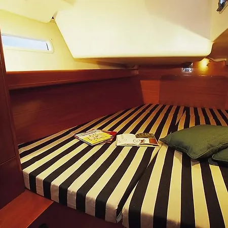 Boat In Bådhotel